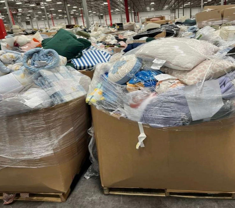 Load image into Gallery viewer, Target Bedding Truckload