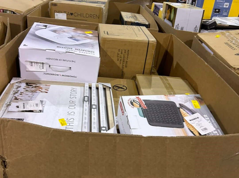 Load image into Gallery viewer, Wholesale truckload from Kohl’s featuring bedding, bath, and housewares liquidation pallets
