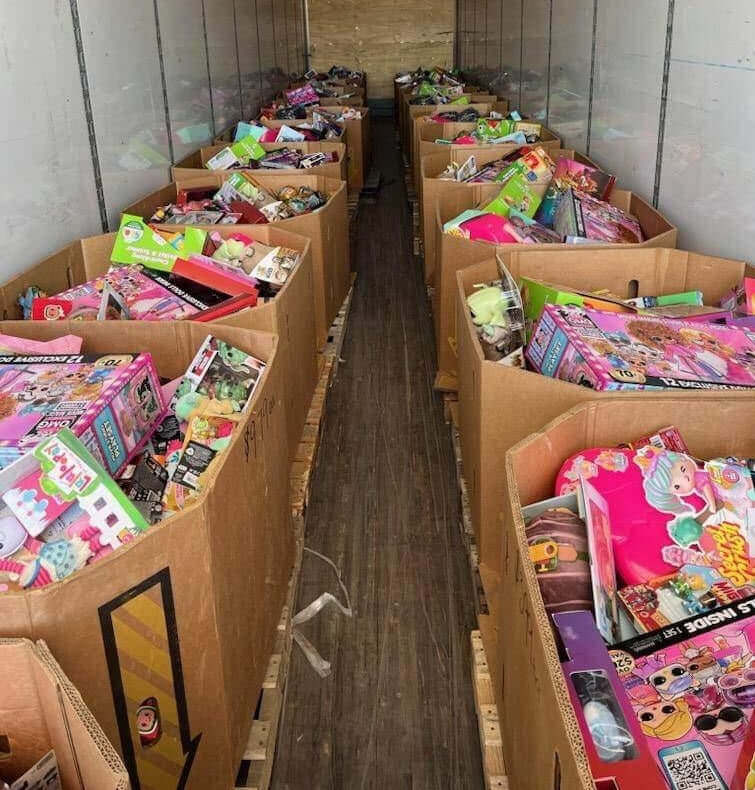 Load image into Gallery viewer, Target overstock toy liquidation truckload with high-demand and seasonal merchandise