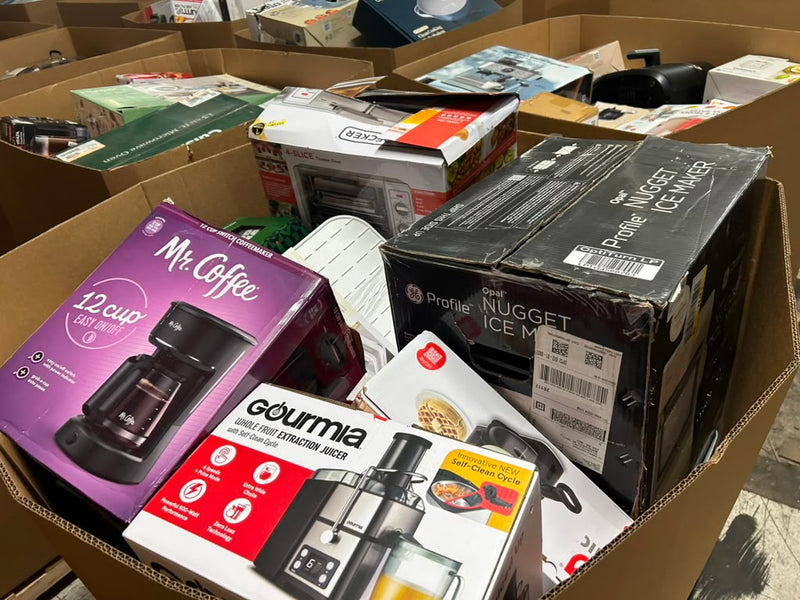 Load image into Gallery viewer, Target Small Appliances Truckload
