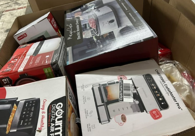 Load image into Gallery viewer, Target Small Appliances Truckload
